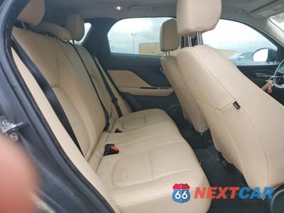 Zdjęcie 10 z 12 samochodu: 2017 JAGUAR F-PACE PREMIUM VIN:SADCJ2BN3HA492791 - miniatura