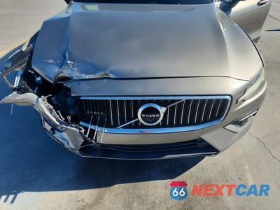 Zdjęcie 11 z 12 samochodu: 2019 VOLVO S60 T6 INSCRIPTION VIN:7JRA22TL5KG001138 - miniatura