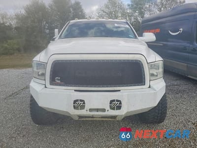 Piąte zdjęcie samochodu w środku: 2015 RAM 3500 ST VIN:3C63RRGL9FG617304 - miniatura