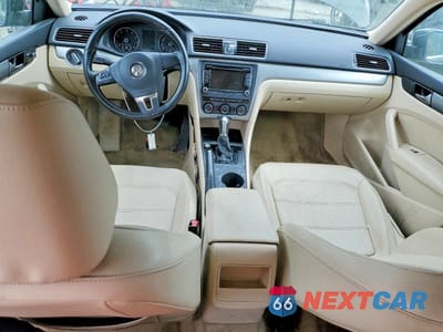Zdjęcie 8 z 12 samochodu: 2015 VOLKSWAGEN PASSAT S VIN:1VWAS7A31FC119647 - miniatura