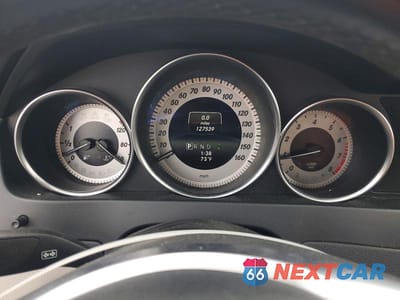 Zdjęcie 9 z 13 samochodu: 2014 MERCEDES-BENZ C 250 VIN:WDDGF4HB2ER306555 - miniatura