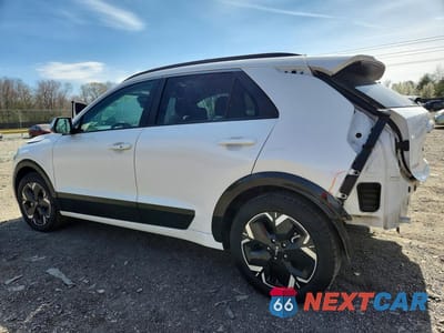 Drugie zdjęcie samochodu z przodu: 2023 KIA NIRO EV WIND VIN:KNDCR3L16P5053338 - miniatura