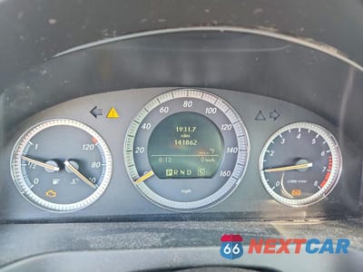 Zdjęcie 9 z 11 samochodu: 2008 MERCEDES-BENZ C 300 VIN:WDDGF54X48F126877 - miniatura