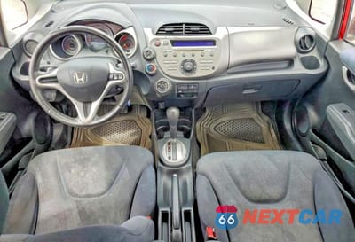 Zdjęcie 8 z 11 samochodu: 2009 HONDA FIT SPORT VIN:JHMGE88489S043801 - miniatura