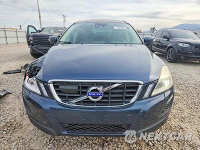 Piąte zdjęcie samochodu w środku: 2011 VOLVO XC60 3.2 VIN:YV4940DZ9B2170673 - miniatura