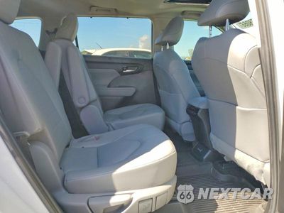 Zdjęcie 11 z 12 samochodu: 2022 TOYOTA HIGHLANDER XLE VIN:5TDGZRAHXNS127100 - miniatura