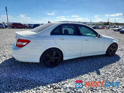 Trzecie zdjęcie samochodu z tyłu: 2010 MERCEDES-BENZ C 300 4MATIC VIN:WDDGF8BB4AR099838 - miniatura