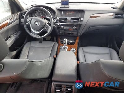Zdjęcie 8 z 13 samochodu: 2016 BMW X3 XDRIVE28I VIN:5UXWX9C53G0D71442 - miniatura