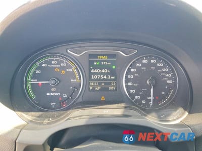 Zdjęcie 9 z 11 samochodu: 2016 AUDI A3 E-TRON PREMIUM VIN:WAUUPBFF2GA086224 - miniatura