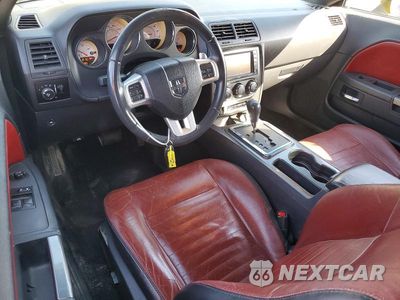 Zdjęcie 8 z 12 samochodu: 2013 DODGE CHALLENGER SXT VIN:2C3CDYAG7DH674440 - miniatura