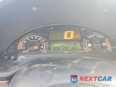 Zdjęcie 9 z 13 samochodu: 2000 HONDA INSIGHT VIN:JHMZE1358YT000617 - miniatura