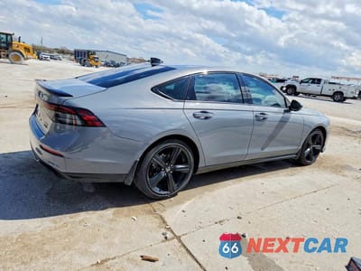 Trzecie zdjęcie samochodu z tyłu: 2024 HONDA ACCORD HYBRID SPORT-L VIN:1HGCY2F72RA036805 - miniatura