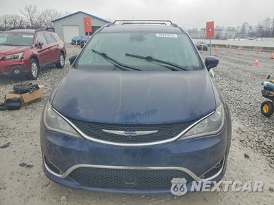 Piąte zdjęcie samochodu w środku: 2019 CHRYSLER PACIFICA TOURING L VIN:2C4RC1BG2KR666171 - miniatura