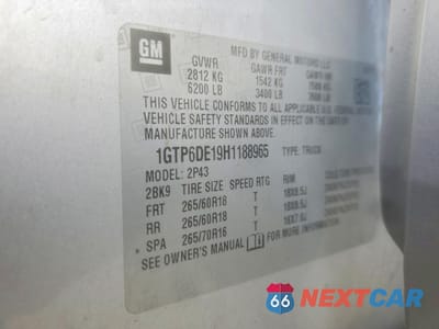 Zdjęcie 12 z 12 samochodu: 2017 GMC CANYON SLT VIN:1GTP6DE19H1188965 - miniatura