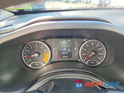 Zdjęcie 9 z 11 samochodu: 2017 JEEP RENEGADE SPORT VIN:ZACCJBAB7HPF21390 - miniatura