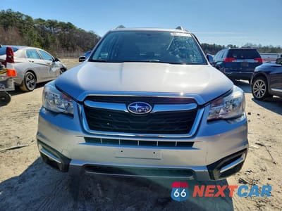 Piąte zdjęcie samochodu w środku: 2018 SUBARU FORESTER 2.5I LIMITED VIN:JF2SJAJC0JH536827 - miniatura