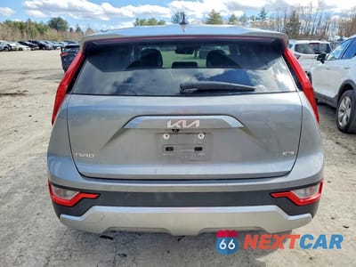 Zdjęcie 6 z 12 samochodu: 2023 KIA NIRO LX VIN:KNDCP3LE5P5064887 - miniatura