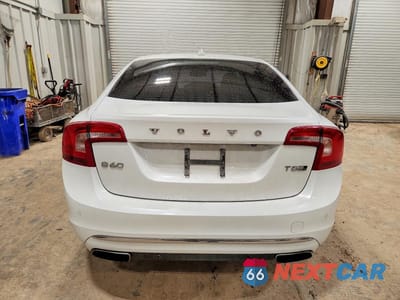 Zdjęcie 6 z 12 samochodu: 2016 VOLVO S60 PLATINUM VIN:LYV612TM4GB104358 - miniatura