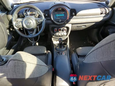 Zdjęcie 8 z 13 samochodu: 2020 MINI COOPER S CLUBMAN VIN:WMWLV7C00L2L37552 - miniatura