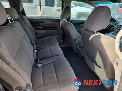 Zdjęcie 11 z 13 samochodu: 2015 HONDA ODYSSEY EX VIN:5FNRL5H47FB505188 - miniatura