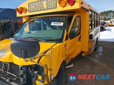 Zdjęcie 9 z 10 samochodu: 2012 CHEVROLET EXPRESS G3500 VIN:1GB3G3BG3C1175687 - miniatura