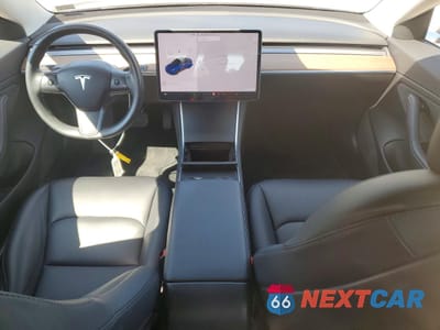 Zdjęcie 8 z 13 samochodu: 2018 TESLA MODEL 3 VIN:5YJ3E1EA6JF022951 - miniatura