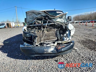 Piąte zdjęcie samochodu w środku: 2017 CHEV EXPRESS G2500 VIN:1GCWGAFF0H1283738 - miniatura