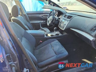 Zdjęcie 7 z 12 samochodu: 2016 NISS ALTIMA VIN:1N4AL3AP2GC210784 - miniatura