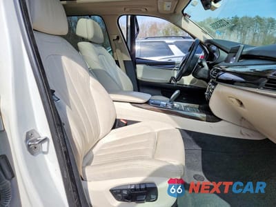 Zdjęcie 7 z 12 samochodu: 2016 BMW X5 XDRIVE35I VIN:5UXKR0C59G0P24462 - miniatura