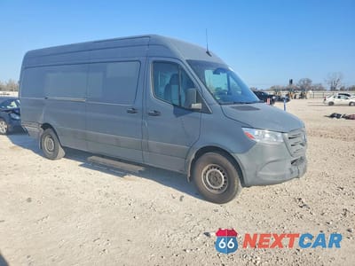 Czwarte zdjęcie samochodu z boku: 2019 MERCEDES-BENZ SPRINTER 2500 VIN:WD4PF1CDXKP129834 - miniatura