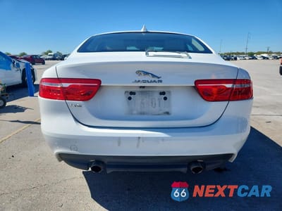 Zdjęcie 6 z 11 samochodu: 2019 JAGUAR XE PREMIUM VIN:SAJAD4FX0KCP53731 - miniatura