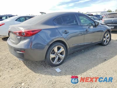 Trzecie zdjęcie samochodu z tyłu: 2016 MAZDA 3 SPORT VIN:3MZBM1T71GM326096 - miniatura