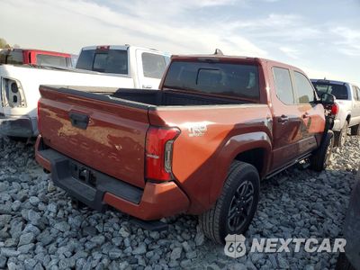 Trzecie zdjęcie samochodu z tyłu: 2025 TOYOTA TACOMA TRD SPORT VIN:3TMLB5JN3SM121491 - miniatura