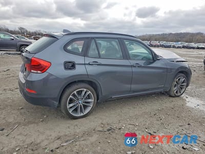 Trzecie zdjęcie samochodu z tyłu: 2015 BMW X1 XDRIVE35I VIN:WBAVM5C50FVV94872 - miniatura