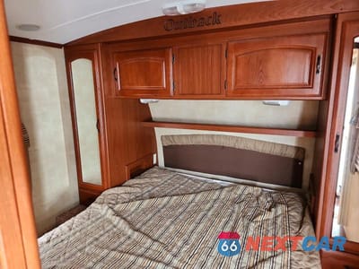 Piąte zdjęcie samochodu w środku: 2012 KEYSTONE OUTBACK CAMPER VIN:4YDT31228CW451734 - miniatura