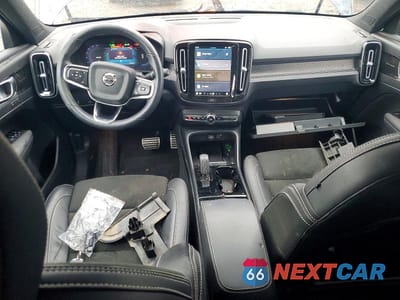 Zdjęcie 8 z 13 samochodu: 2022 VOLVO XC40 P8 RECHARGE ULTIMATE VIN:YV4ED3UB2N2678197 - miniatura
