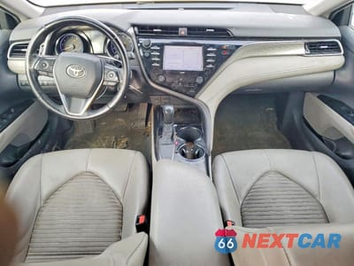 Zdjęcie 8 z 11 samochodu: 2020 TOYOTA CAMRY SE VIN:4T1G11AK9LU343254 - miniatura