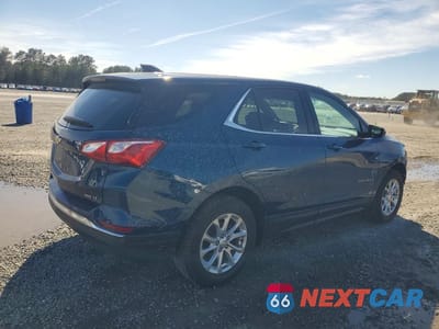 Trzecie zdjęcie samochodu z tyłu: 2020 CHEVROLET EQUINOX LT VIN:2GNAXTEV6L6130311 - miniatura