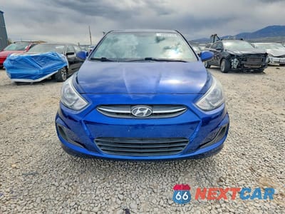 Piąte zdjęcie samochodu w środku: 2017 HYUNDAI ACCENT SE VIN:KMHCT4AE3HU273911 - miniatura