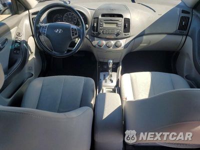 Zdjęcie 8 z 12 samochodu: 2010 HYUNDAI ELANTRA SE VIN:KMHDU4AD8AU175021 - miniatura