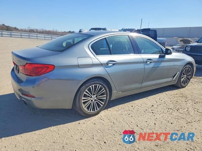Trzecie zdjęcie samochodu z tyłu: 2019 BMW 530 XI VIN:WBAJA7C56KWW06725 - miniatura