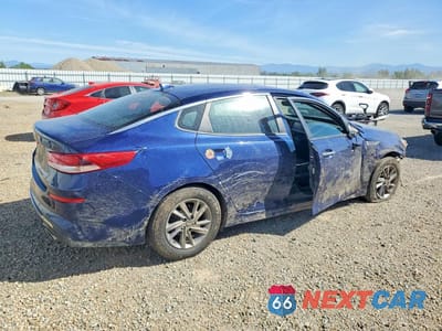 Trzecie zdjęcie samochodu z tyłu: 2020 KIA OPTIMA LX VIN:5XXGT4L36LG392133 - miniatura