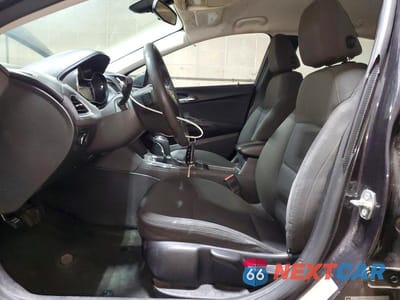 Zdjęcie 7 z 12 samochodu: 2016 CHEVROLET CRUZE LT VIN:1G1BE5SM7G7237716 - miniatura