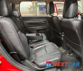 Zdjęcie 11 z 14 samochodu: 2016 MITSUBISHI OUTLANDER SE VIN:JA4AD3A30GZ051727 - miniatura