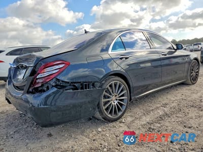 Trzecie zdjęcie samochodu z tyłu: 2015 MERCEDES-BENZ S 550 VIN:WDDUG8CB8FA070492 - miniatura