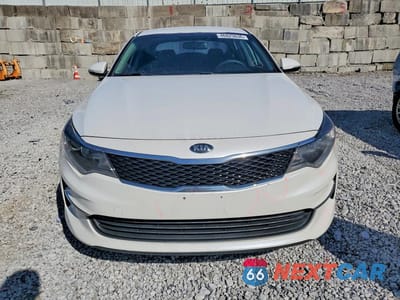 Piąte zdjęcie samochodu w środku: 2016 KIA OPTIMA LX VIN:KNAGT4L35G5098326 - miniatura