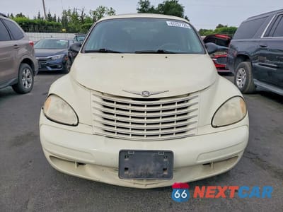 Piąte zdjęcie samochodu w środku: 2005 CHRYSLER PT CRUISER LIMITED VIN:3C8FY68825T577881 - miniatura