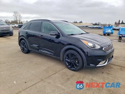 Czwarte zdjęcie samochodu z boku: 2019 KIA NIRO S TOURING VIN:KNDCC3LC4K5249855 - miniatura