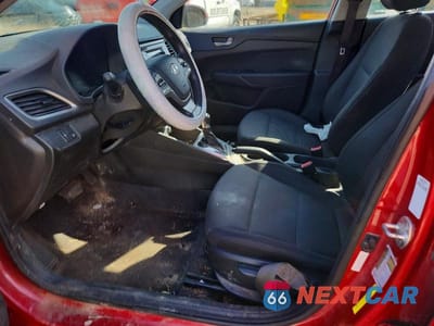Zdjęcie 7 z 12 samochodu: 2018 HYUNDAI ACCENT SE VIN:3KPC24A34JE005671 - miniatura
