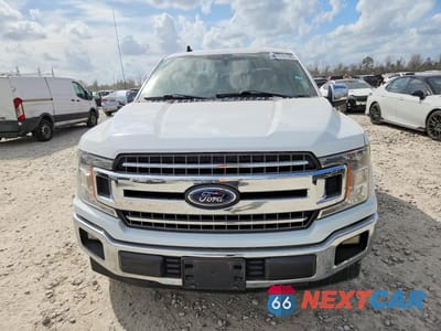 Piąte zdjęcie samochodu w środku: 2019 FORD F150 SUPER CAB VIN:1FTEX1CB0KKD24075 - miniatura
